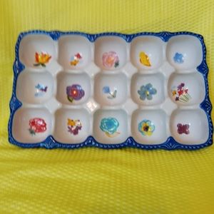 Pioneer Woman egg tray